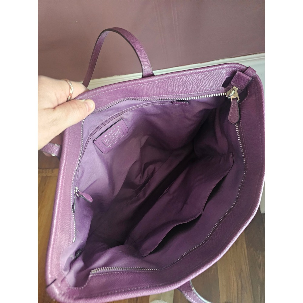 Coach City Tote in Crossgrain Leather Purple F57522 Handbag Shoulder Bag - Picture 6 of 12